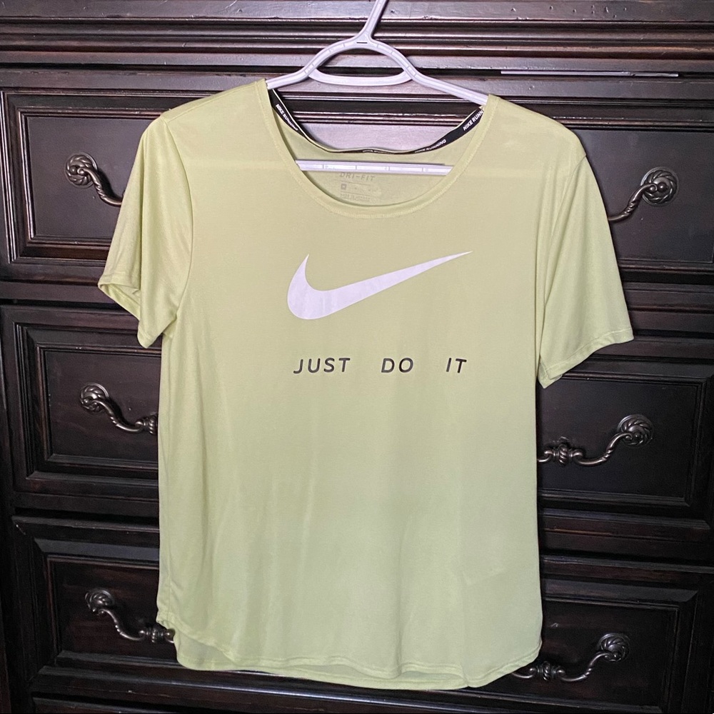 NIKE Running Shirt